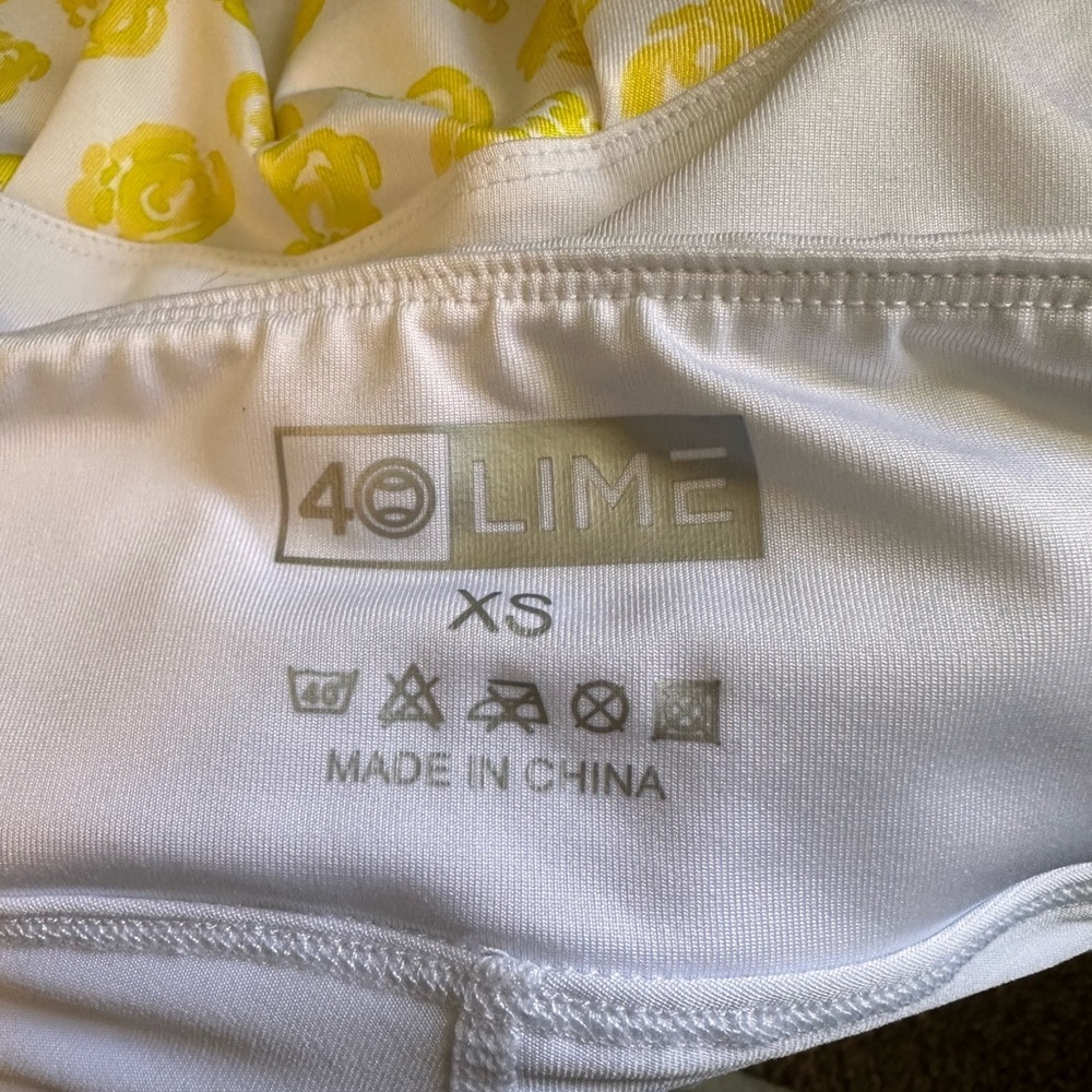 40Lime White Yellow Flower Flowy Tennis Skirt Size XS - Picture 3 of 4